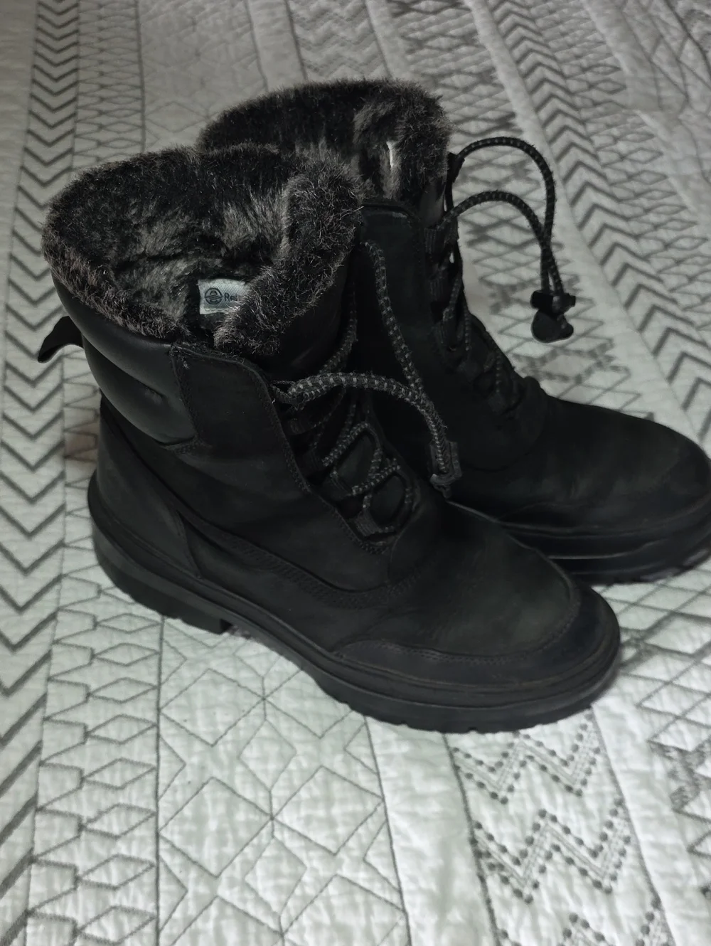 Timberland Black Leather With Faux Fur Collared Winter Lace-Up Boots